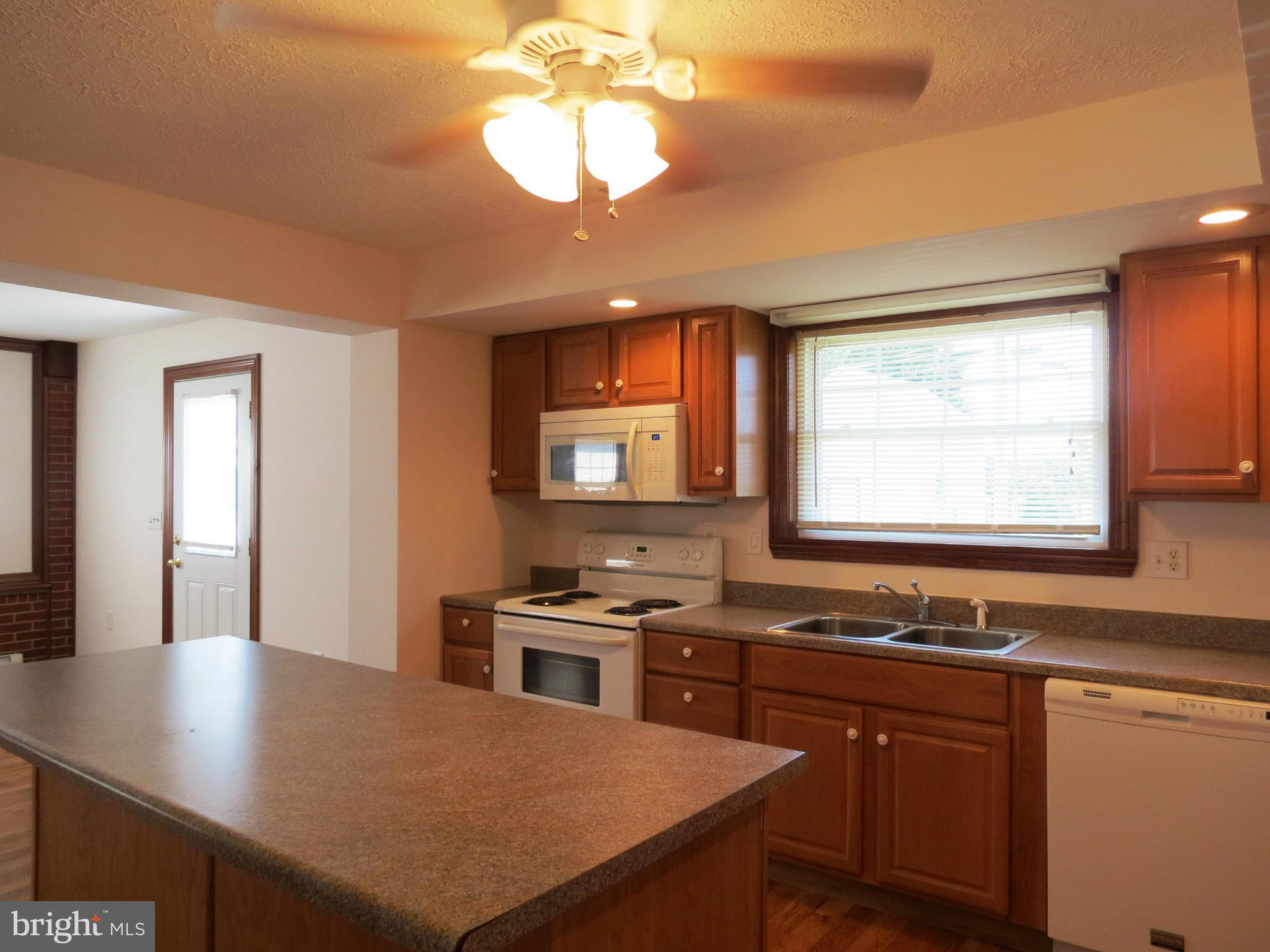 305 Fairview Road Luray, VA 22835 - Photo 7 of 23 Kitchen