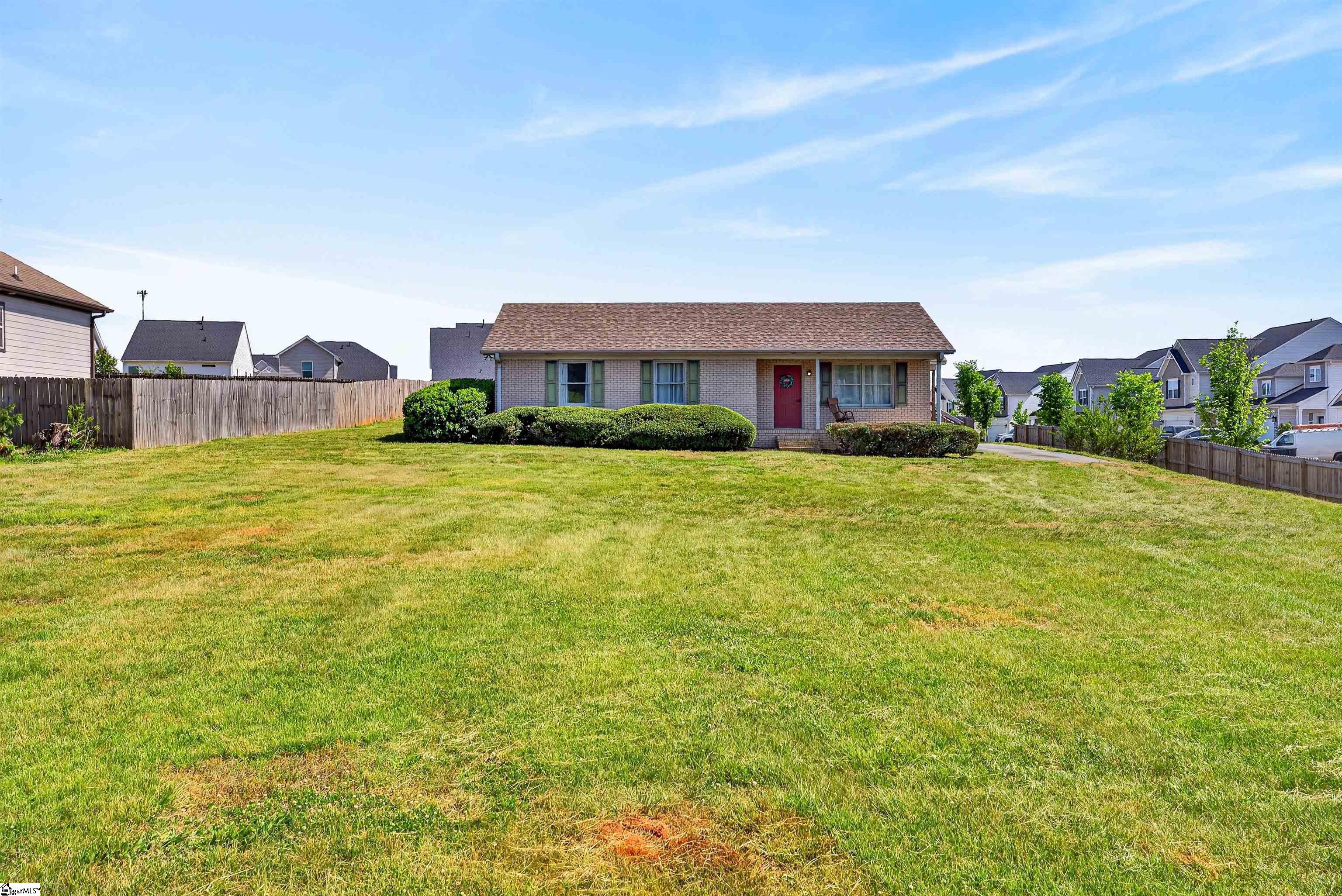 164 Old Furnace Road Boiling Springs, SC 29316 - Photo 2 of 29