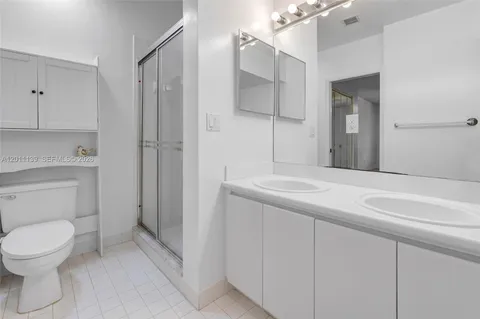 $445,000 | 595 Racquet Club Road, Unit 7419, Weston, FL 33326