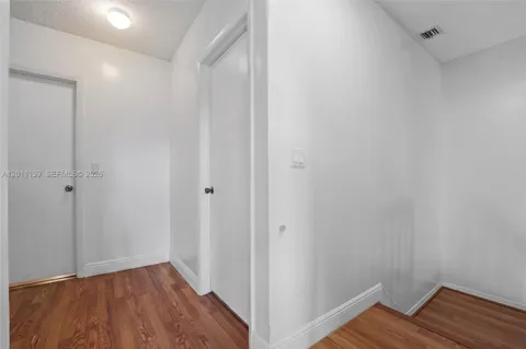 $445,000 | 595 Racquet Club Road, Unit 7419, Weston, FL 33326