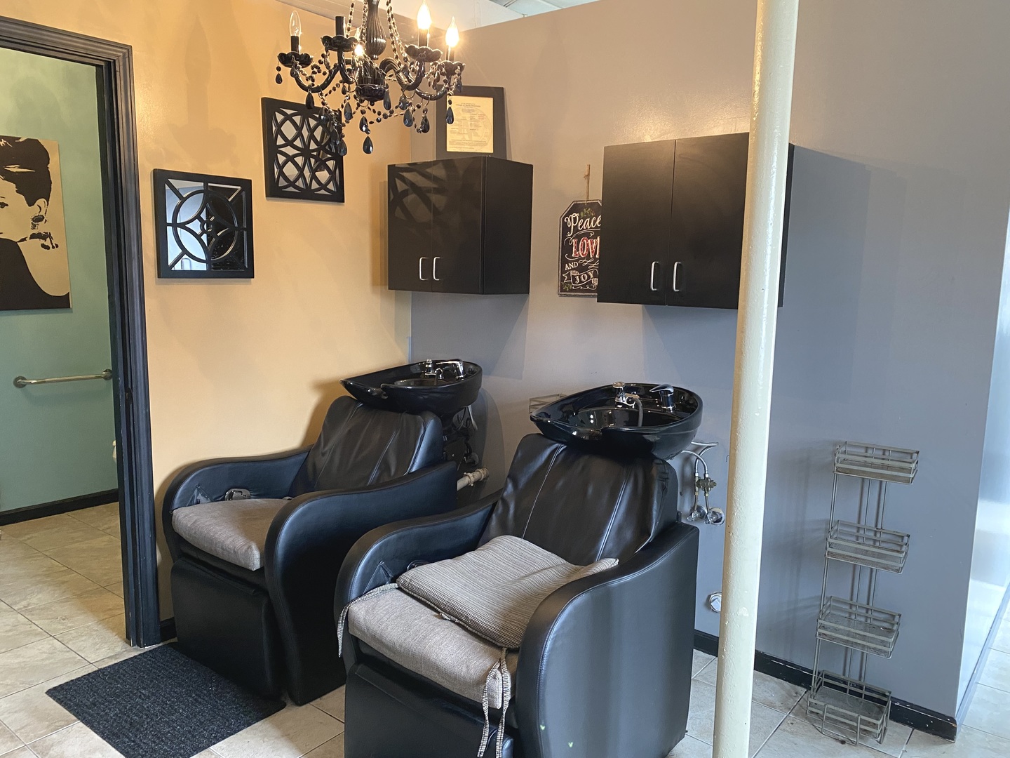 8601 Cermak Road North Riverside, IL 60546 - Photo 12 of 15 Gallery Image 12