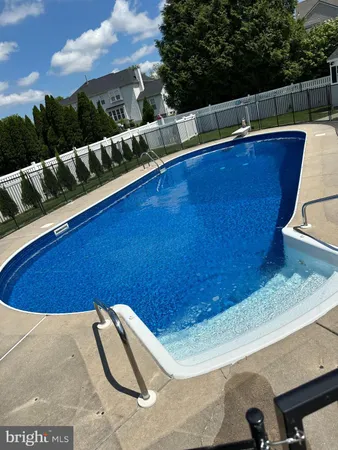 $925,000 | 9 Cottonwood Drive, Lumberton, NJ 08048