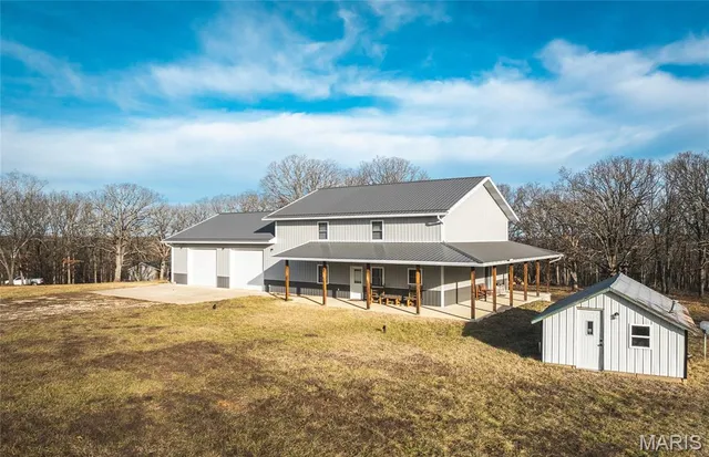 $764,000 | 47 Mt Zion Road, Tuscumbia, MO 65082