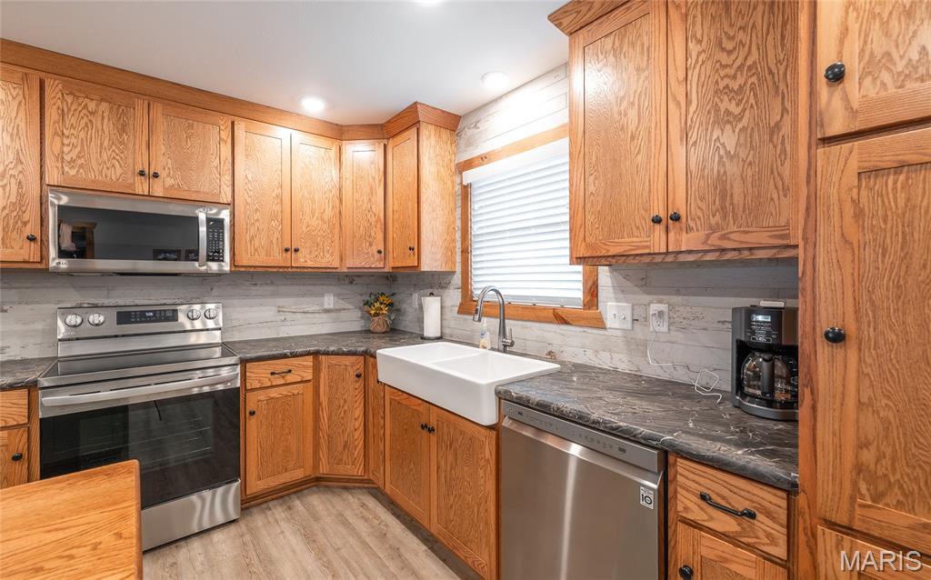 47 Mt Zion Road Tuscumbia, MO 65082 - Photo 17 of 52