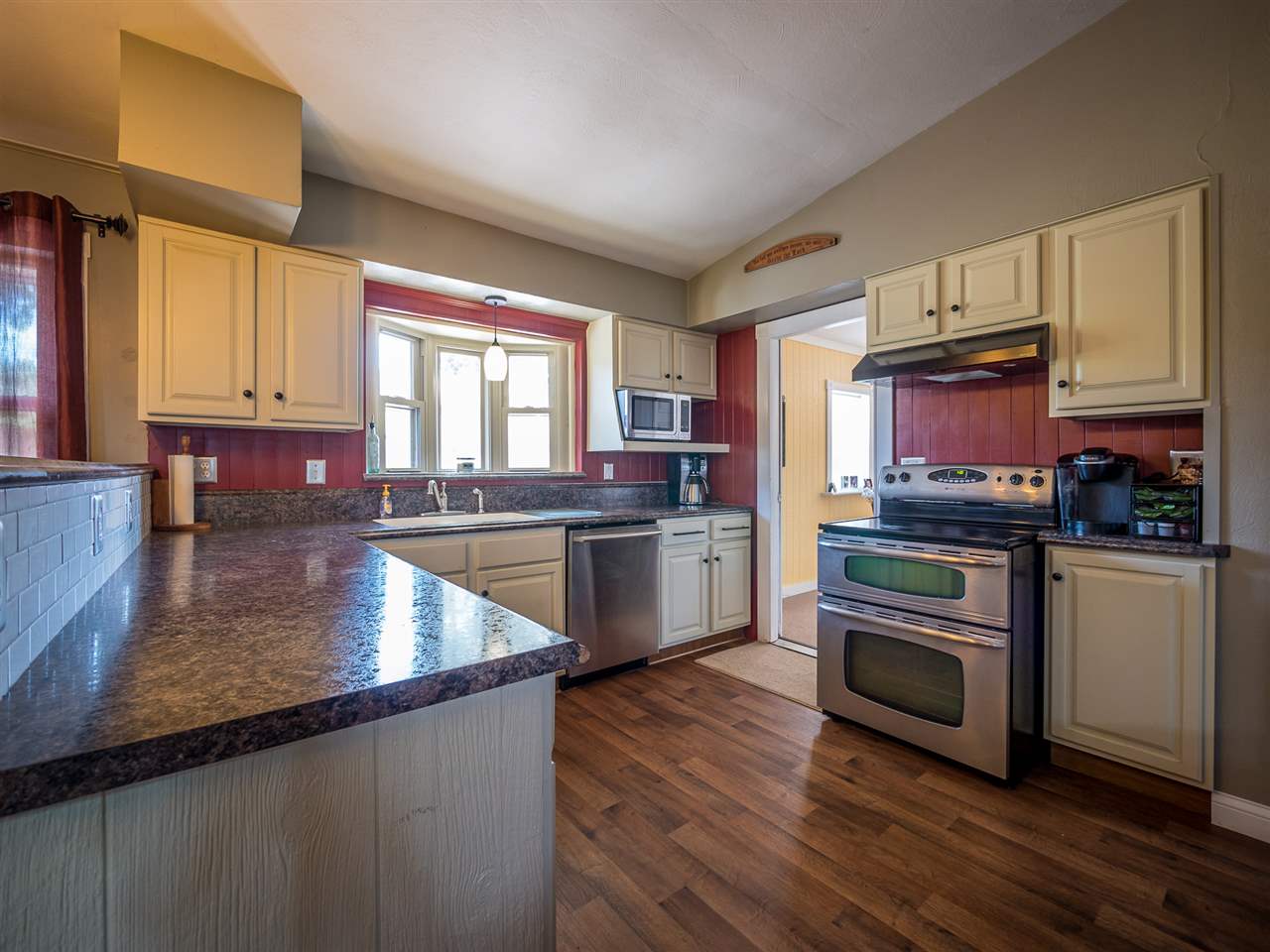 21908 State Rte 101 Woodburn, IN 46797 - Photo 14 of 36