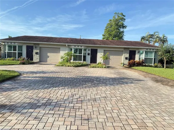 $2,100 | 440 50th Avenue North, St. Petersburg, FL 33703