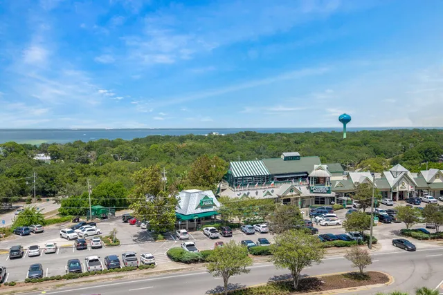 $739,900 | 10 Harbor Boulevard, Unit W528, Destin, FL 32541