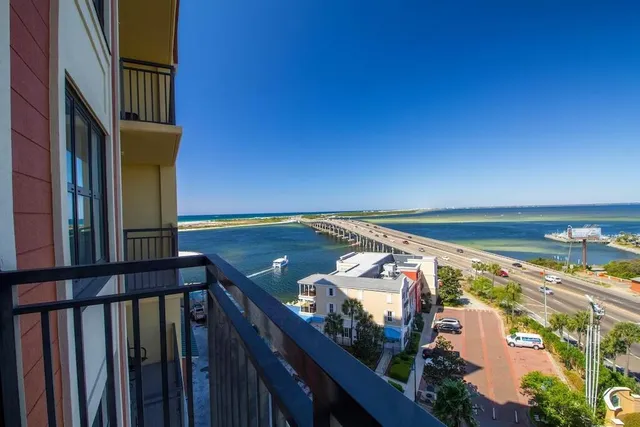 $739,900 | 10 Harbor Boulevard, Unit W528, Destin, FL 32541