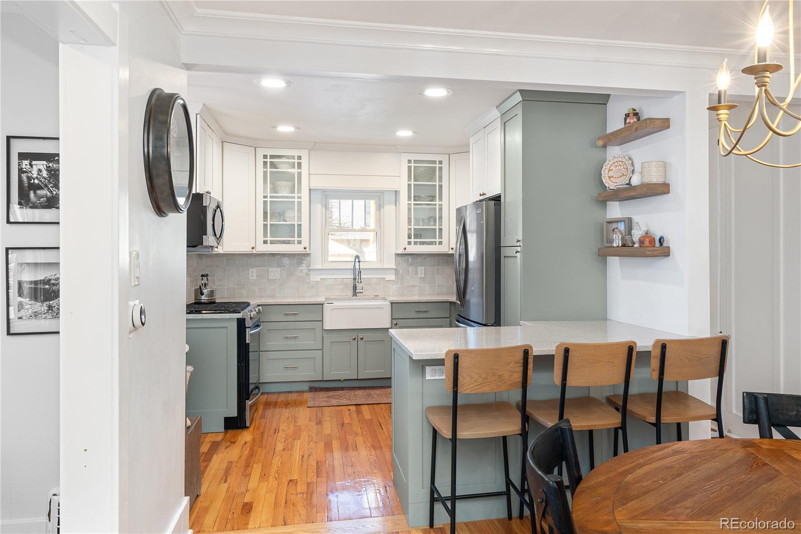 2233 Ivy Street Denver, CO 80207 - Photo 11 of 50