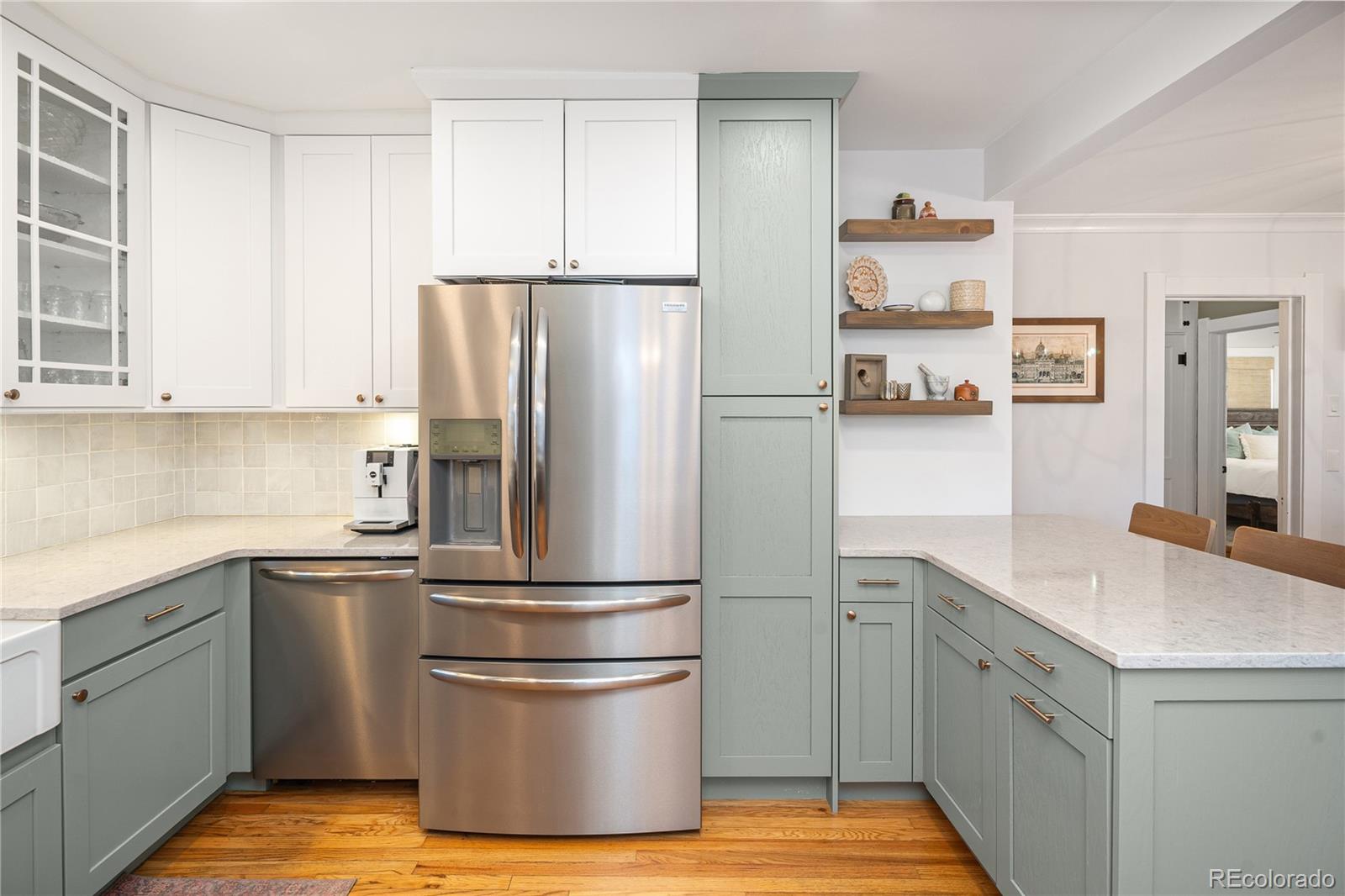 2233 Ivy Street Denver, CO 80207 - Photo 15 of 50