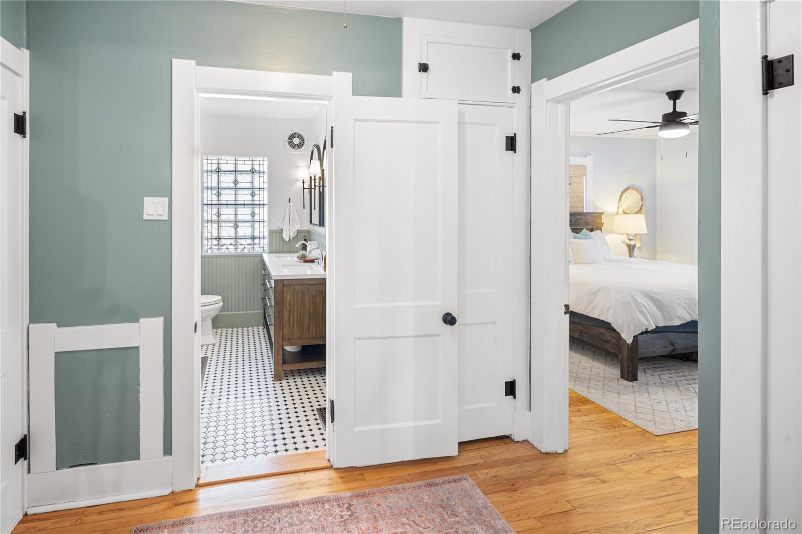 2233 Ivy Street Denver, CO 80207 - Photo 27 of 50