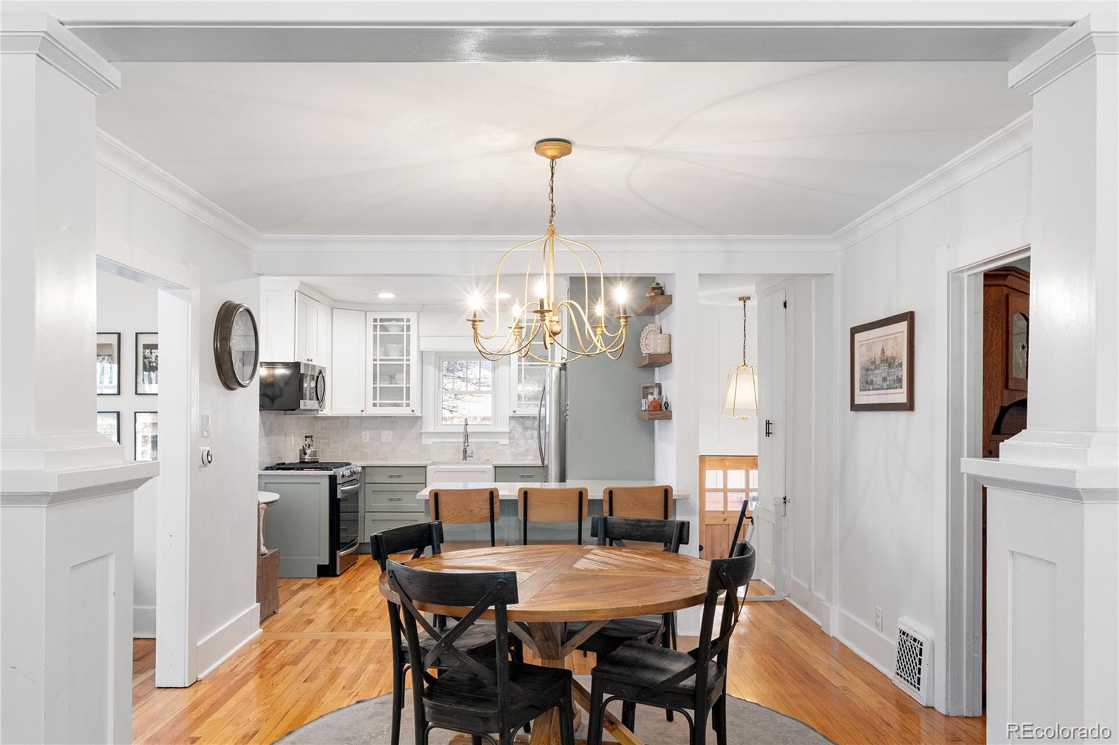 2233 Ivy Street Denver, CO 80207 - Photo 10 of 50