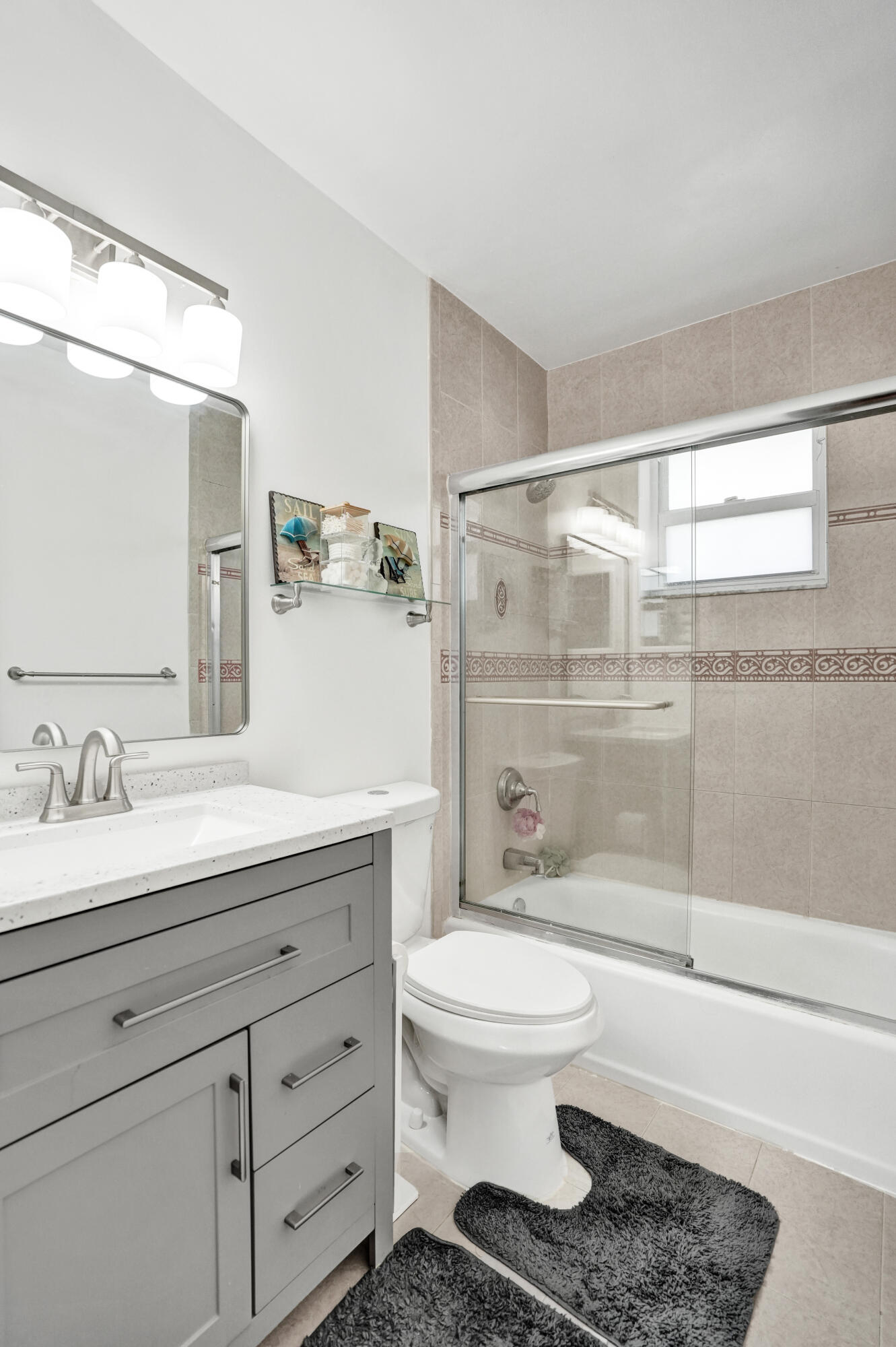8340 Southwest 41st Street Davie, FL 33328 - Photo 10 of 18 DSC04748