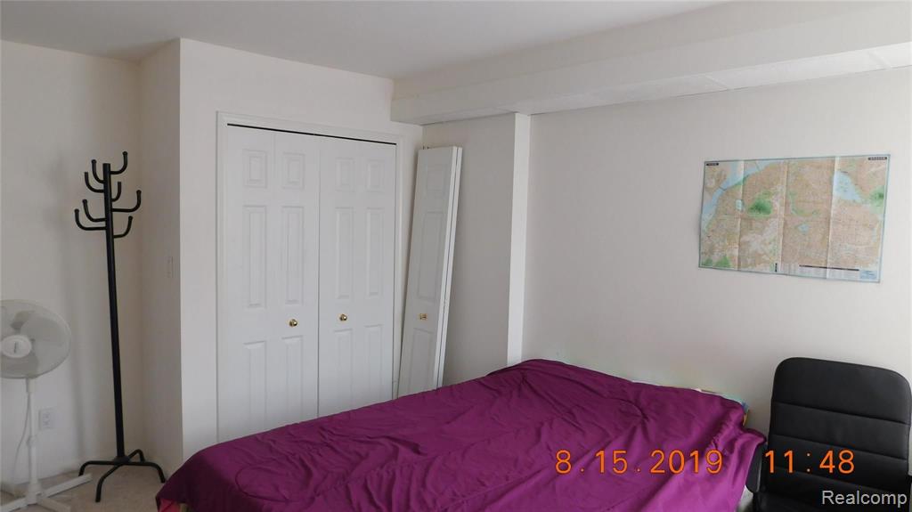 4041 West Maple Road Bloomfield Hills, MI 48301 - Photo 29 of 43
