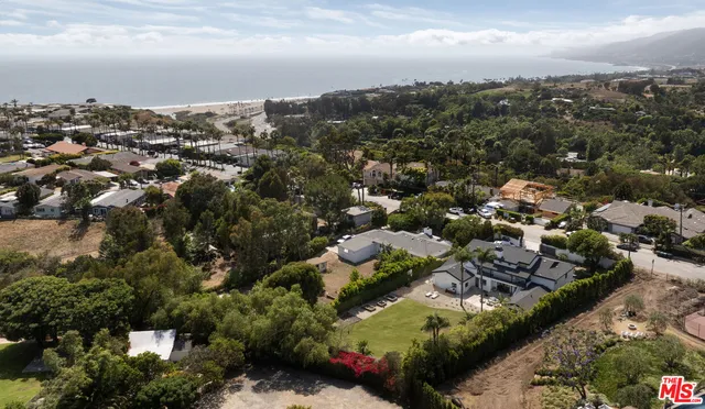 $4,495,000 | 29328 Heathercliff Road, Malibu, CA 90265