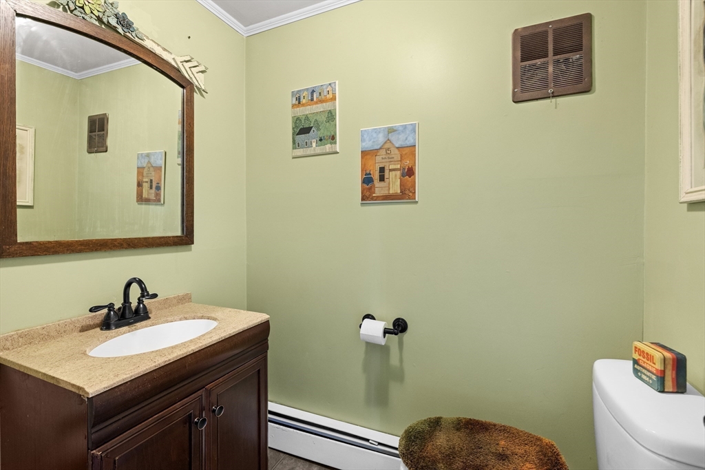 176 Davis Road Westminster, MA 01473 - Photo 18 of 37