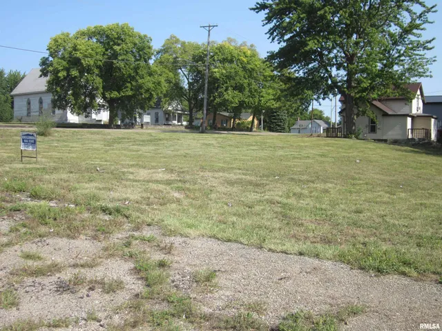 $31,500 | 100 North Adams Street, Manito, IL 61546