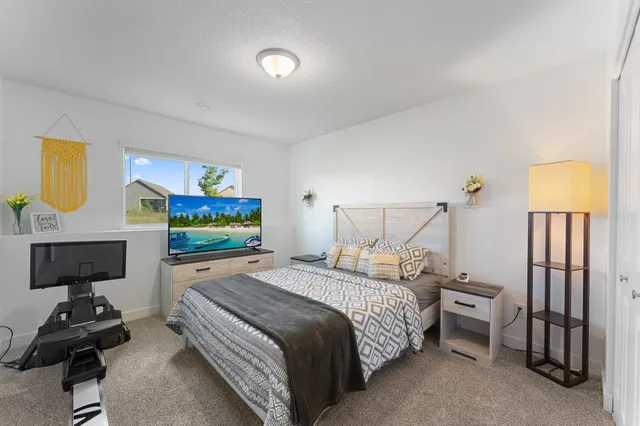 $489,900 | 1821 Dauwalter Circle, Carver, MN 55315