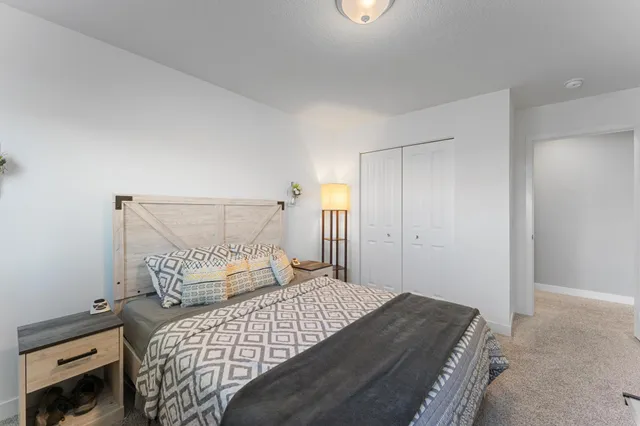 $489,900 | 1821 Dauwalter Circle, Carver, MN 55315