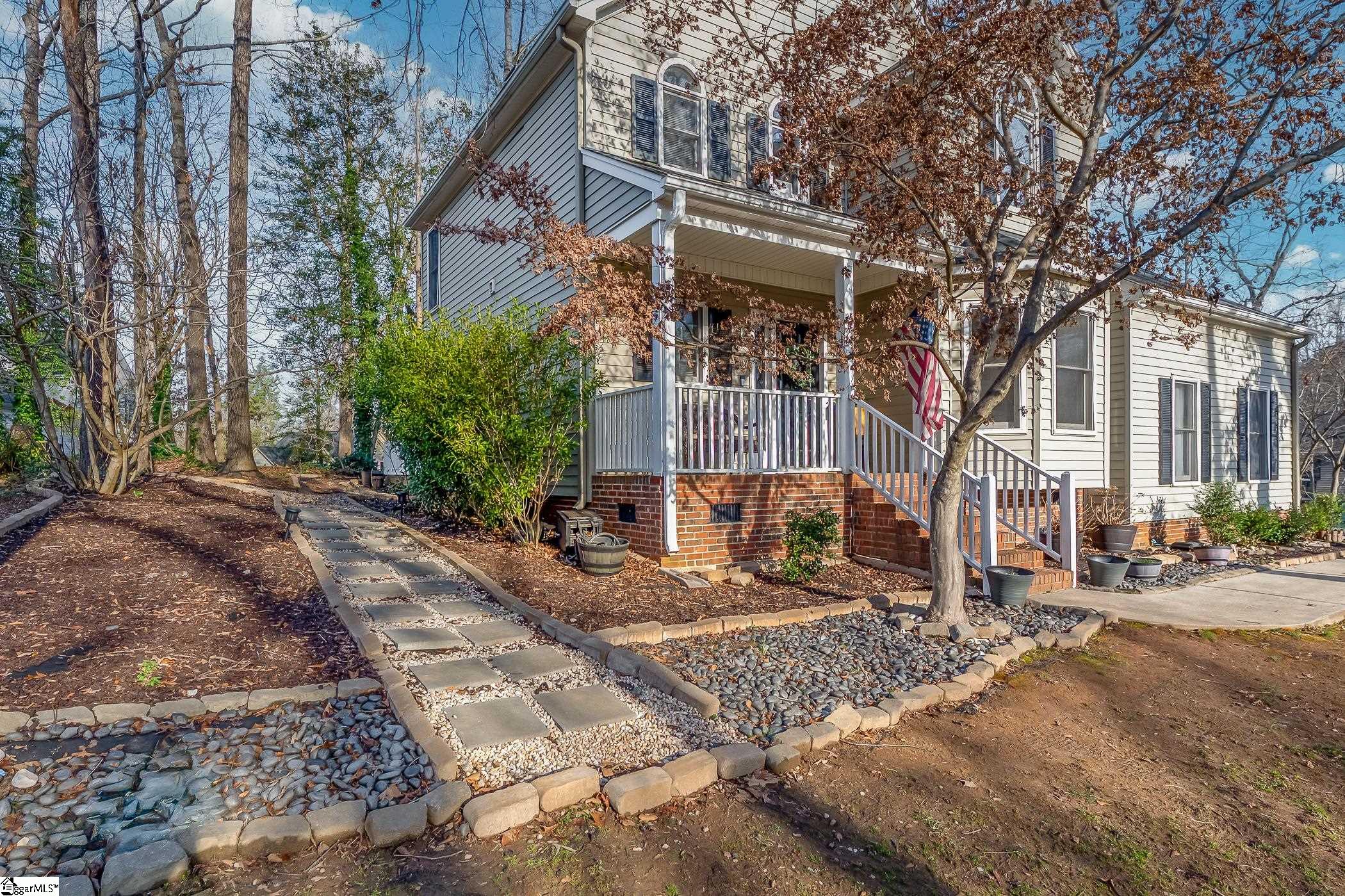 3 Moss Spring Court Simpsonville, SC 29680 - Photo 2 of 43 Gallery Image 2