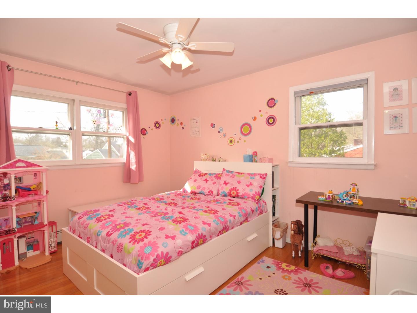 39 Rockland Road Ewing, NJ 08638 - Photo 17 of 25 Bedroom 3