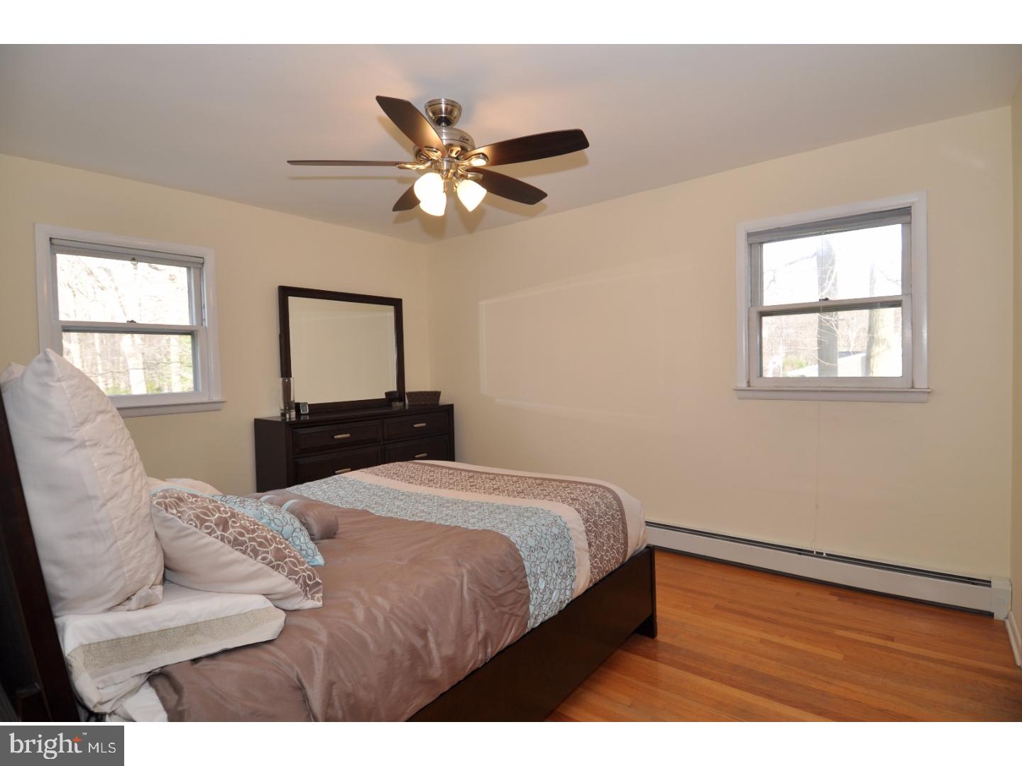 39 Rockland Road Ewing, NJ 08638 - Photo 20 of 25 Bedroom - Main