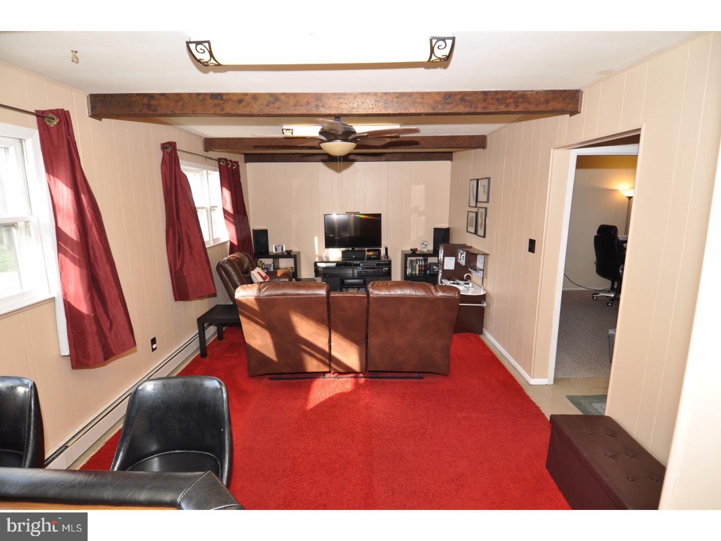39 Rockland Road Ewing, NJ 08638 - Photo 5 of 25 Family Room