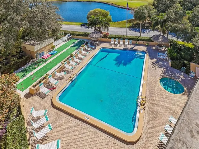 $264,900 | 2615 Cove Cay Drive, Unit 409, Clearwater, FL 33760