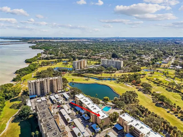 $264,900 | 2615 Cove Cay Drive, Unit 409, Clearwater, FL 33760