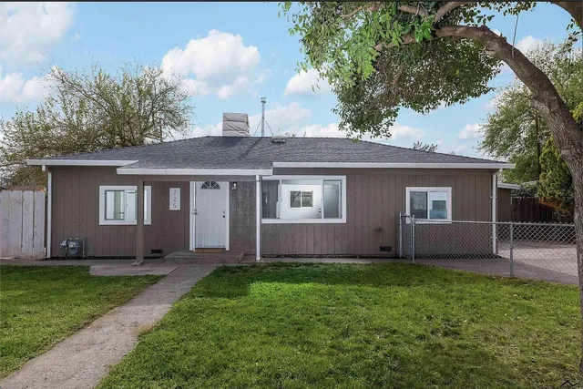 $265,000 | 725 East Avenue, Red Bluff, CA 96080