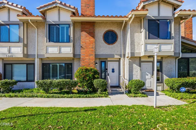 $725,000 | 6871 Valley Circle Boulevard, Unit 2, West Hills, CA 91307