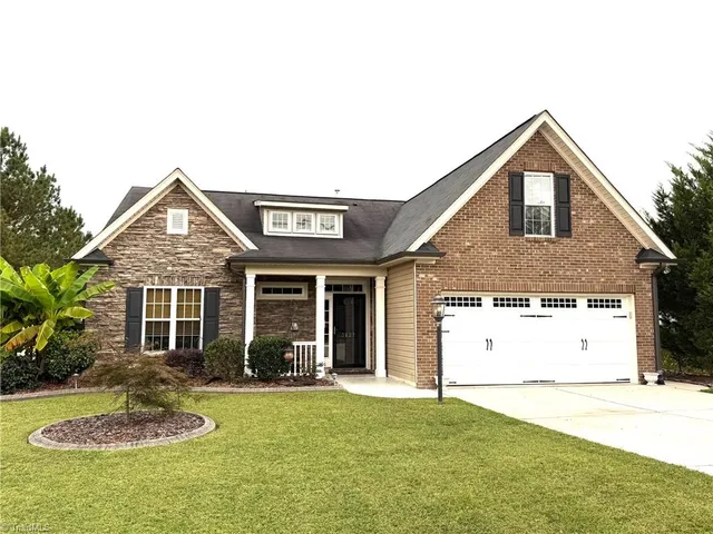 $385,000 | 3827 Wood Avenue, Archdale, NC 27263