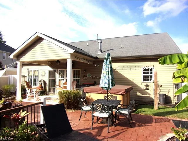 $385,000 | 3827 Wood Avenue, Archdale, NC 27263