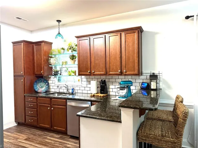 $385,000 | 3827 Wood Avenue, Archdale, NC 27263