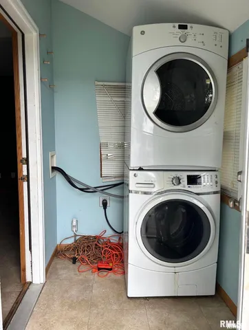 $87,900 | 615 South Logan Avenue, Carbondale, IL 62901