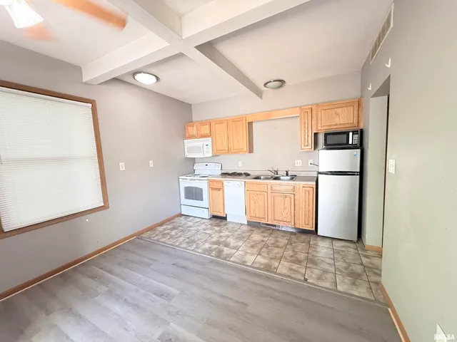 $87,900 | 615 South Logan Avenue, Carbondale, IL 62901