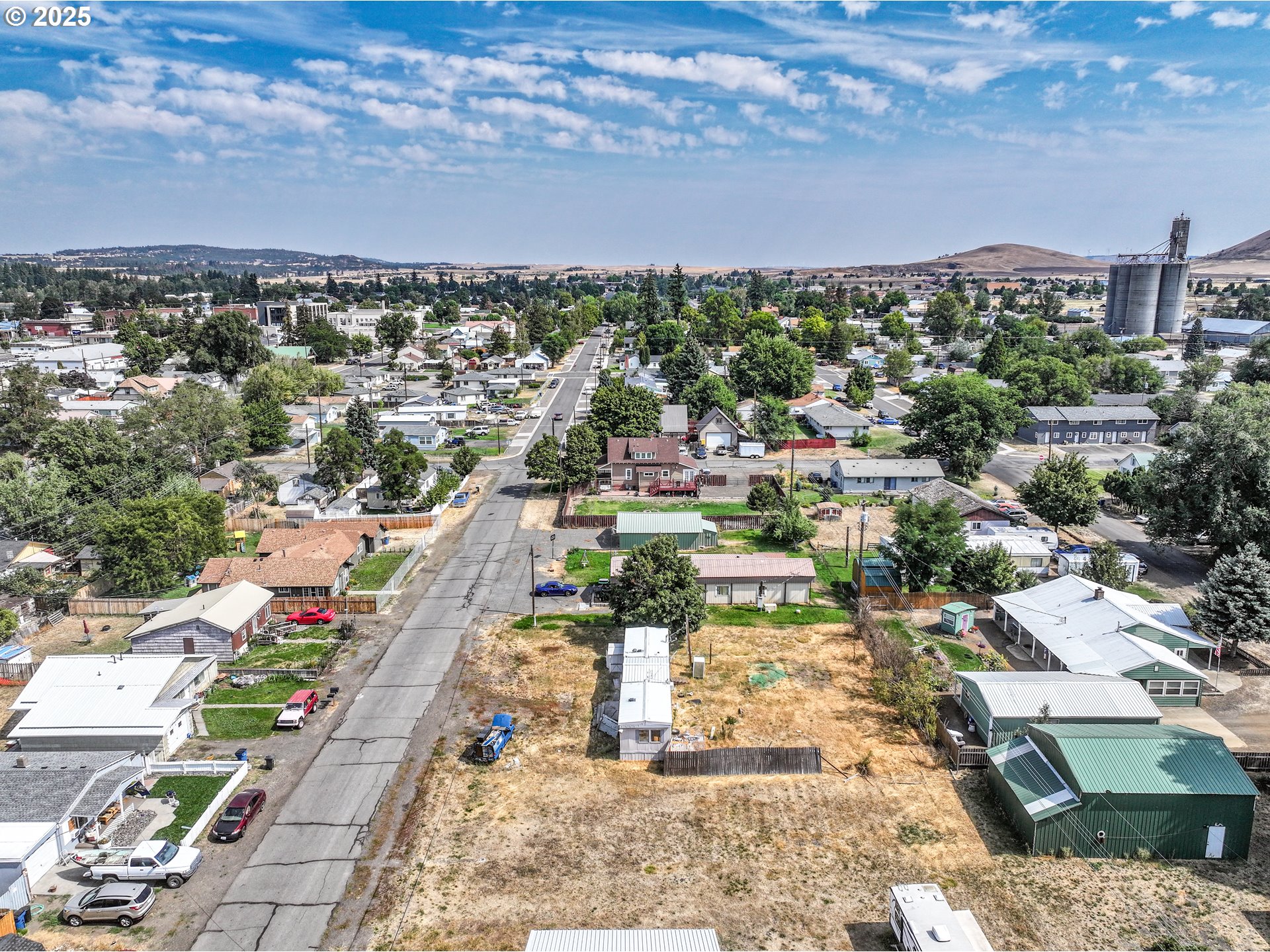 Situs Unknown Goldendale, WA 98620 - Photo 8 of 10 a view of a city