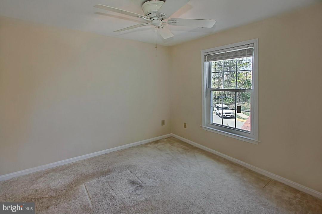1548 Deer Point Way Reston, VA 20194 - Photo 20 of 29 Bedroom
