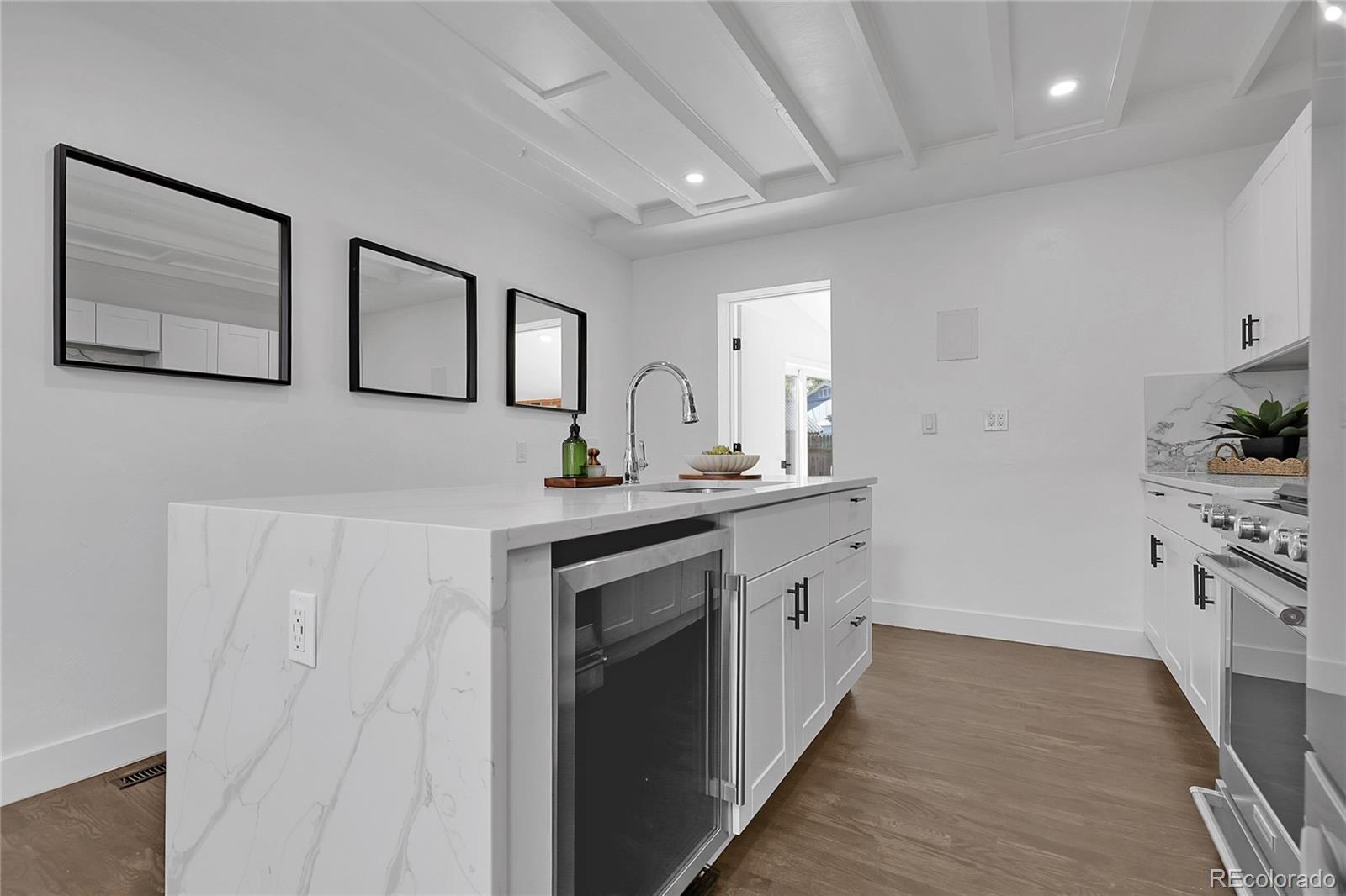 2505 South Hooker Street Denver, CO 80219 - Photo 1 of 39