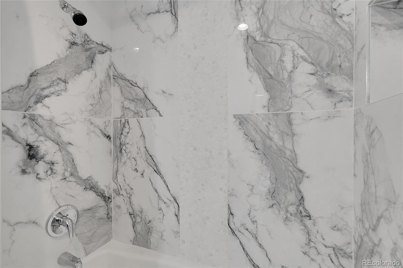 2505 South Hooker Street Denver, CO 80219 - Photo 11 of 39