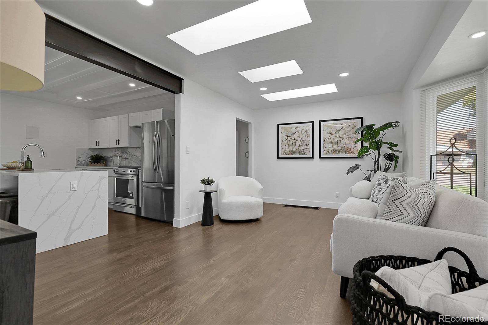 2505 South Hooker Street Denver, CO 80219 - Photo 3 of 39