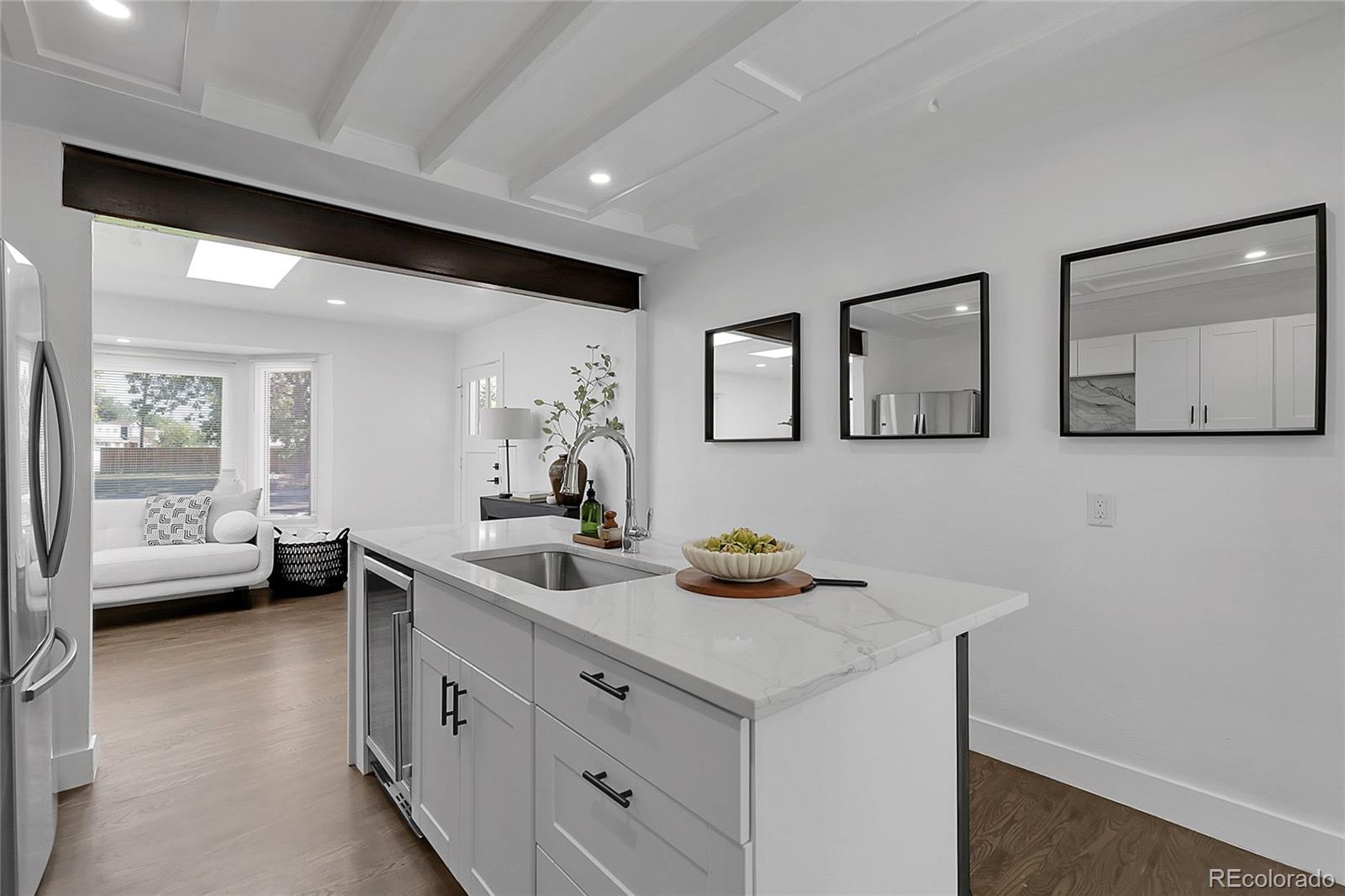 2505 South Hooker Street Denver, CO 80219 - Photo 9 of 39