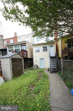 $3,250 | 2309 3rd Street Northeast, Washington, DC 20002
