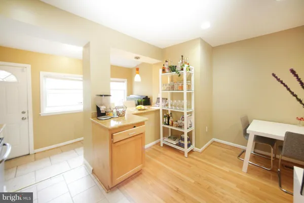 $3,250 | 2309 3rd Street Northeast, Washington, DC 20002