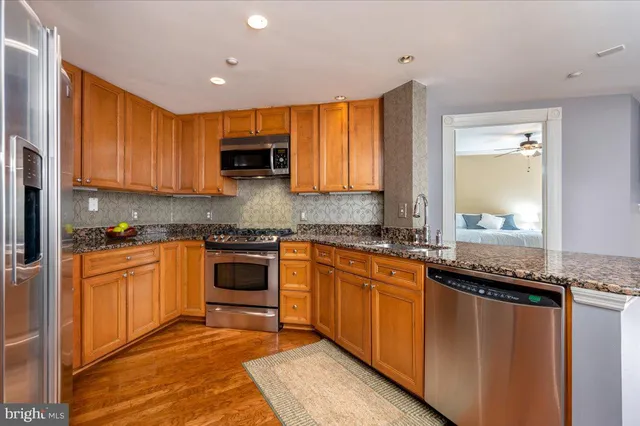 $687,000 | 5 Park Place, Unit 102, Annapolis, MD 21401