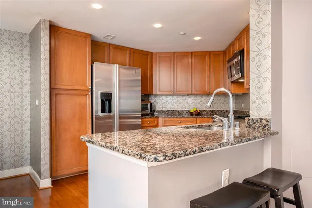 $687,000 | 5 Park Place, Unit 102, Annapolis, MD 21401