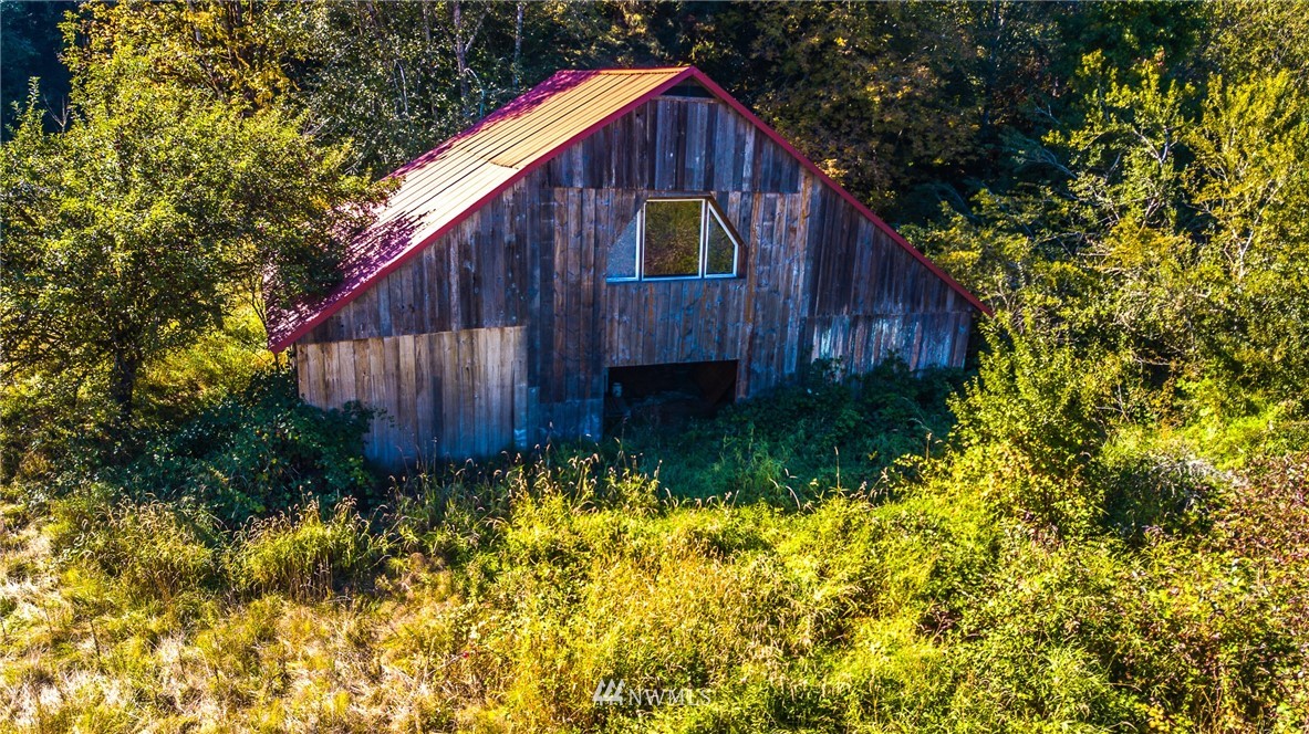 1011 Bunker Creek Road Chehalis, WA 98532 - Photo 5 of 12 Gallery Image 5