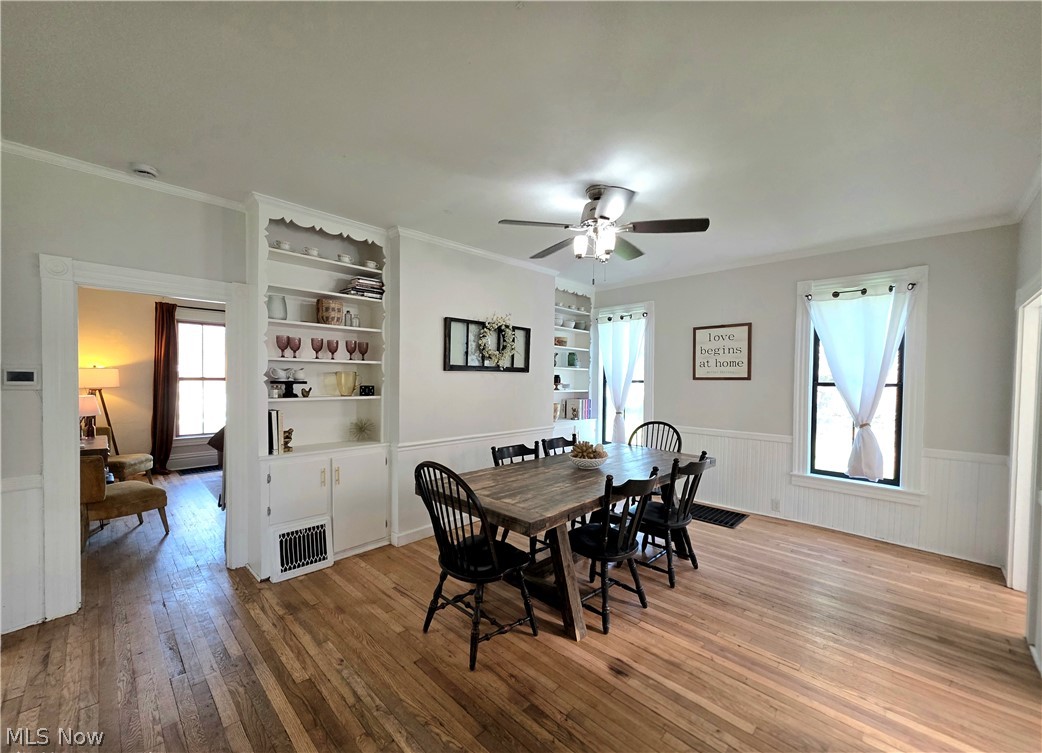 11606 Garfield Road Hiram, OH 44234 - Photo 10 of 41 Gorgeous built-ins to display your favorite finds!