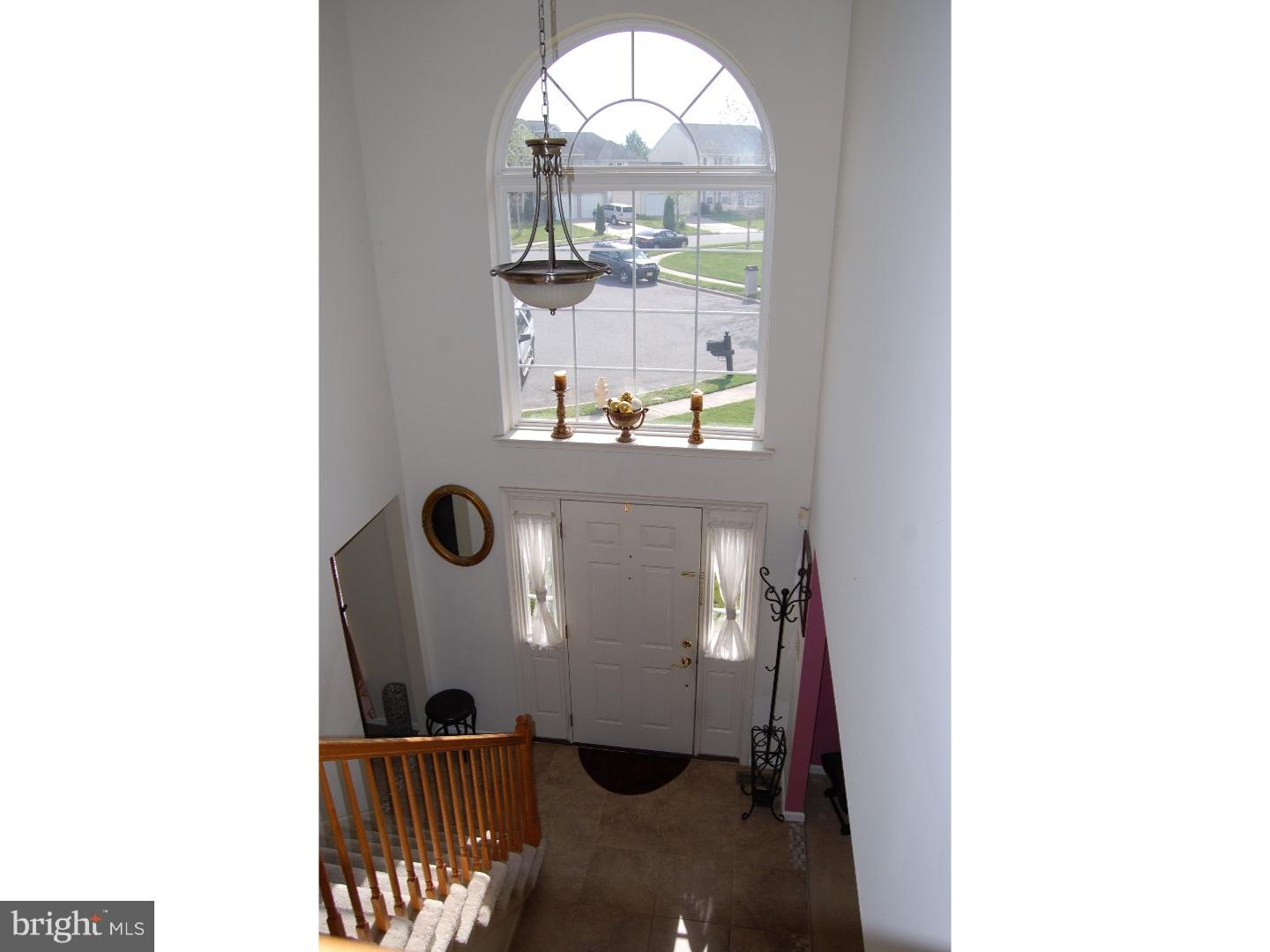 116 Harmony Cir Road Sicklerville, NJ 08081 - Photo 3 of 20 Gallery Image 3