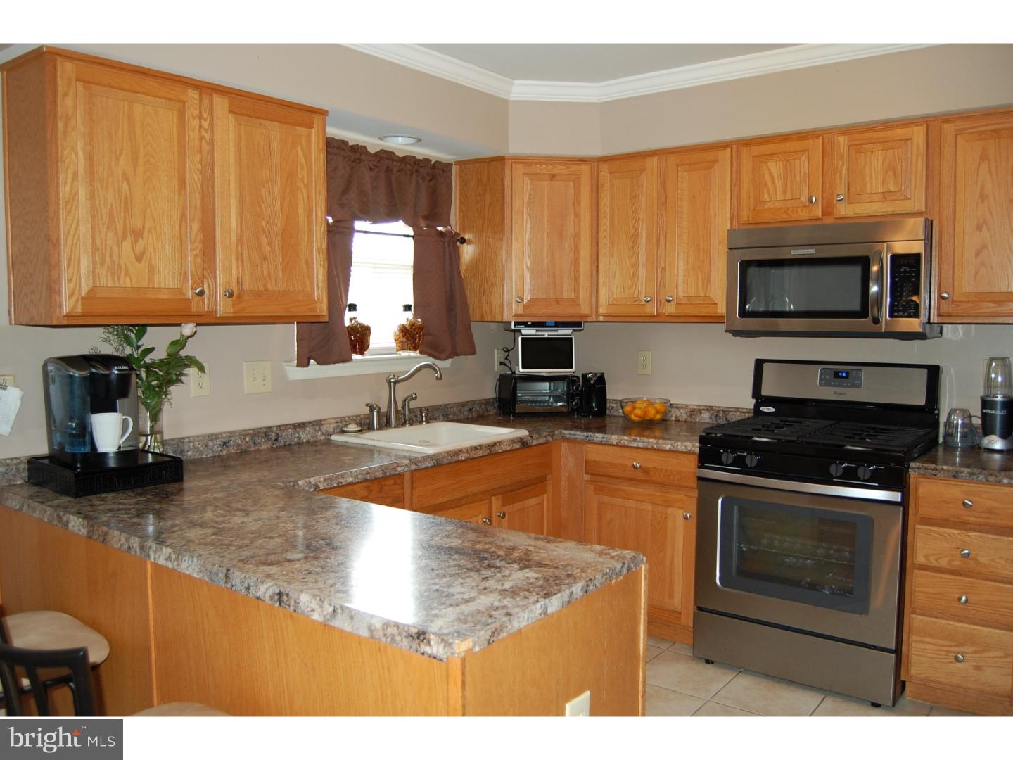 116 Harmony Cir Road Sicklerville, NJ 08081 - Photo 6 of 20 Gallery Image 6